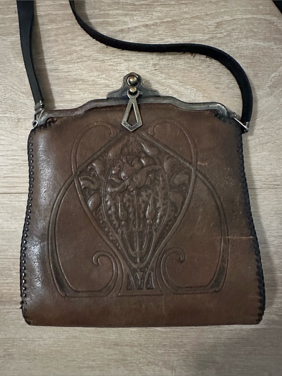 Handbags - Antique 1920s Arts & Crafts Hand Tooled Leather Art Nouveau Crossbody Purse